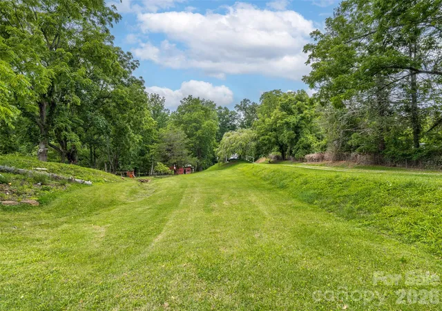 4th image of 474 Rose Hill Rd, Asheville, NC 28803 | MLS# 4403642