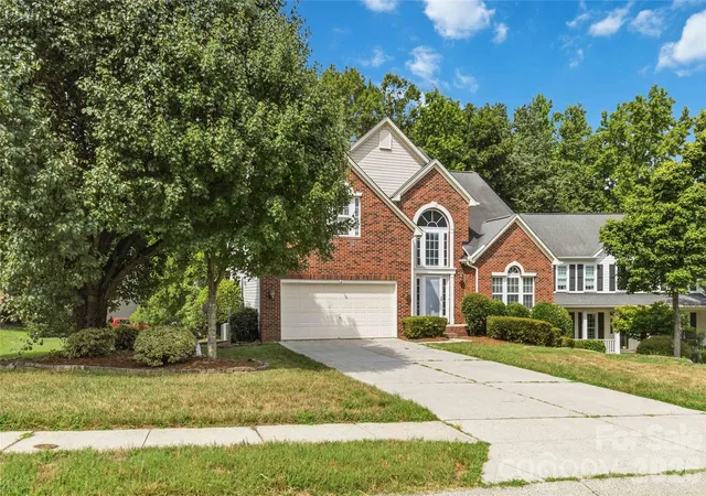Photo 2 of Single family home for sale at 7501 Westray Ct #31, Charlotte, NC 28269 | MLS# 4403652 | Listing updated on 2026-08-08