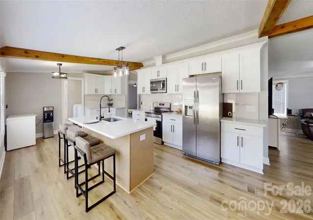 Photo 4 of Single family home for sale at 3585 Woodstream Dr, Maiden, NC 28650 | MLS# 4403670 | Listing updated on 2026-09-24
