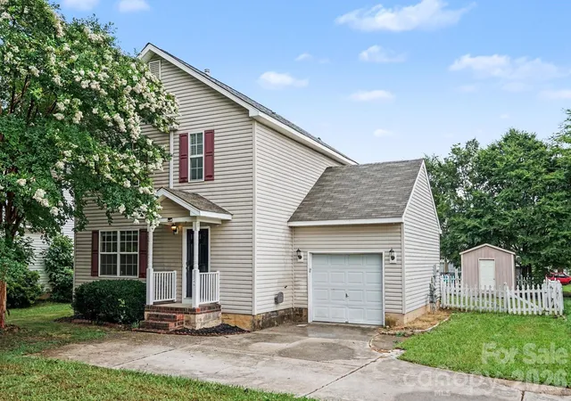 Photo 2 of Single family home for sale at 10346 Cannarti Dr, Charlotte, NC 28273 | MLS# 4403676 | Listing updated on 2026-09-23