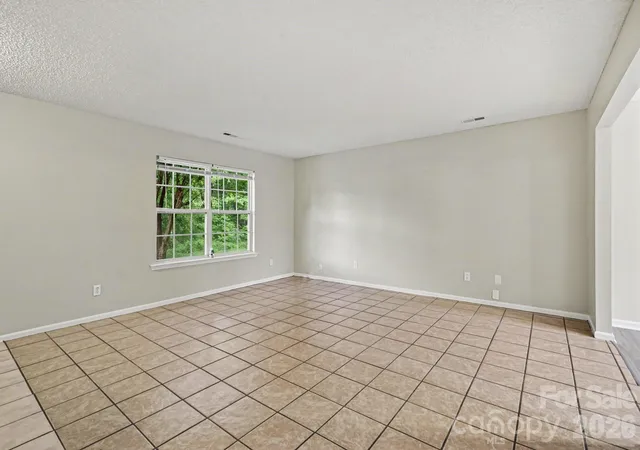 Photo 4 of Single family home for sale at 10346 Cannarti Dr, Charlotte, NC 28273 | MLS# 4403676 | Listing updated on 2026-09-23