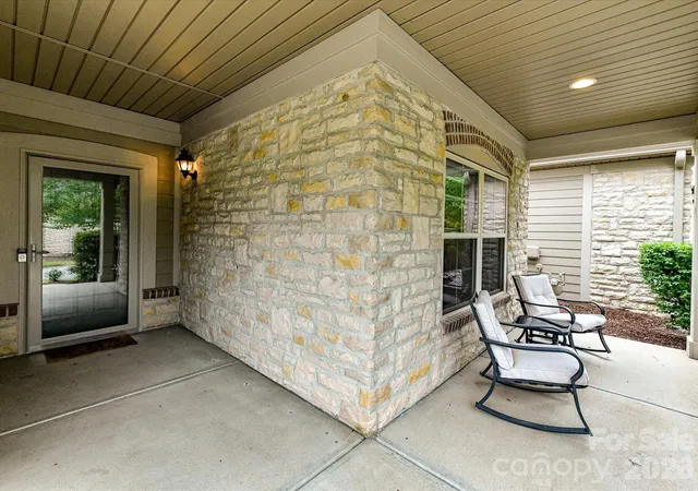Listing Photo 5 - Condo for sale in building located at 4415 Parkgate Dr, Matthews, NC 28105