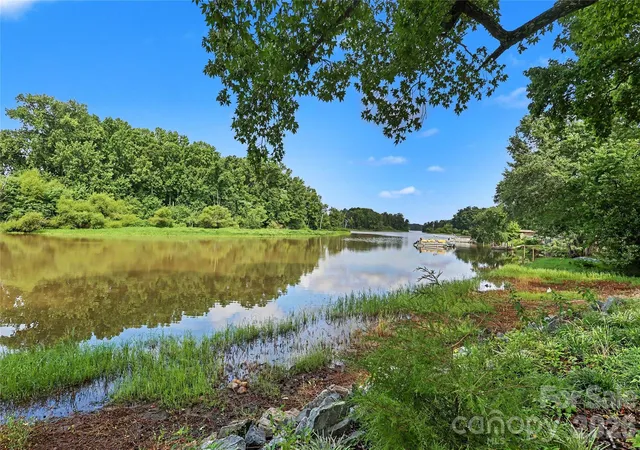Photo 1 of Single family home for sale at 294 Riverview Blvd, Lexington, NC 27292 | MLS# 4403702 | Listing updated on 2026-08-27