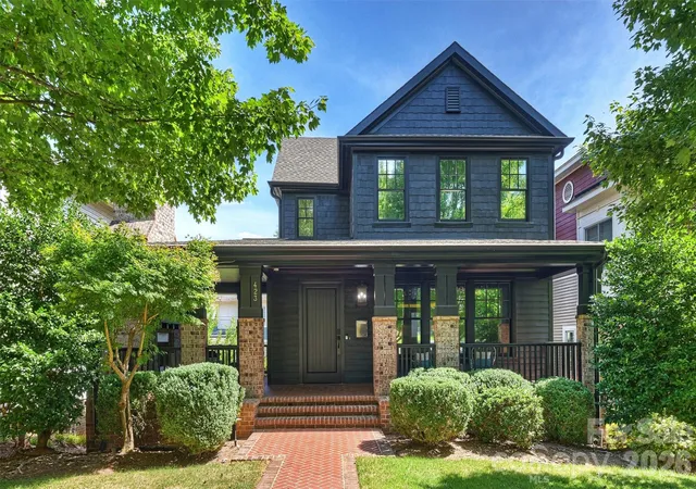 Single family home for sale at 423 S Summit Ave, Charlotte, NC 28208 | MLS# 4403714