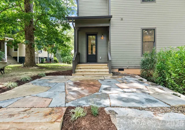 36th image of 31 Grindstaff Dr, Asheville, NC 28803 | MLS# 4403732