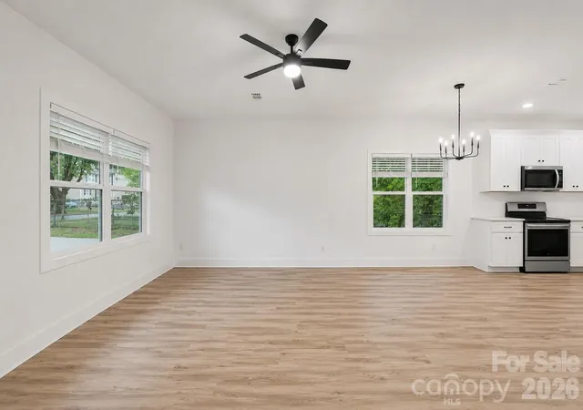 Photo 2 of Single family home for sale at 1327 4th Street, Statesville, NC 28677 | MLS# 4403737 | Listing updated on 2026-08-20