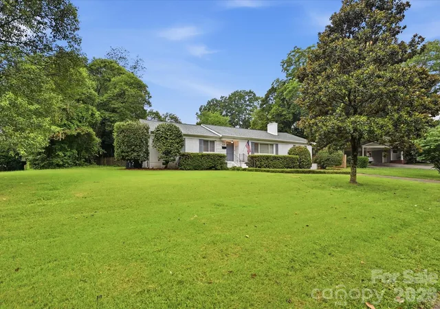 Photo 24 of Single family home for sale at 4318 Ruskin Dr, Charlotte, NC 28209 | MLS# 4403739 | Listing updated on 2026-09-28