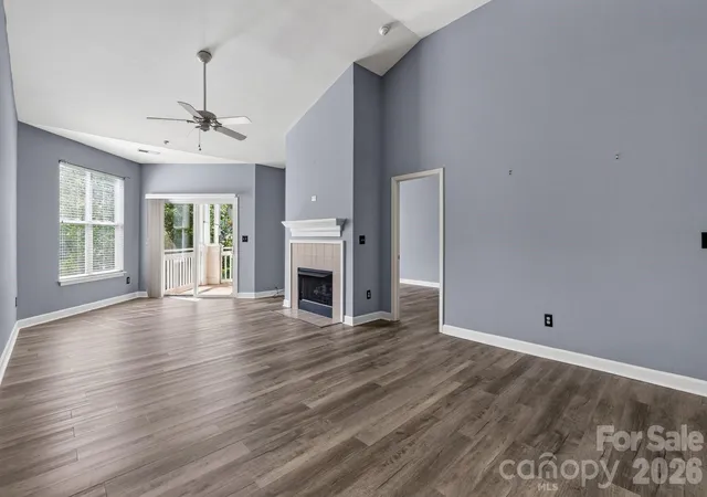 Photo 3 of Condo for sale at 797 Peninsula Dr, Davidson, NC 28036 | MLS# 4403741 | Listing updated on 2026-09-26