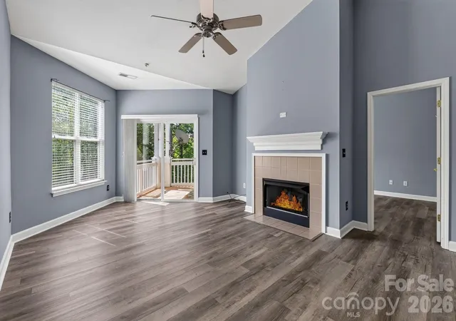 Photo 4 of Condo for sale at 797 Peninsula Dr, Davidson, NC 28036 | MLS# 4403741 | Listing updated on 2026-09-26