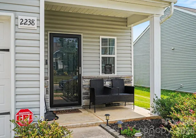 image of 2238 Lanza Dr, Charlotte, NC 28215 | MLS# 4403763