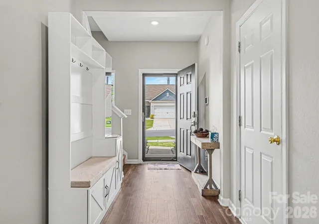 image of 2238 Lanza Dr, Charlotte, NC 28215 | MLS# 4403763