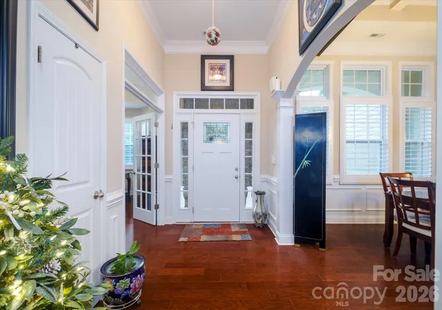 Photo 2 of Single family home for sale at 4804 Star Hl Ln, Charlotte, NC 28214 | MLS# 4403780 | Listing updated on 2026-09-02