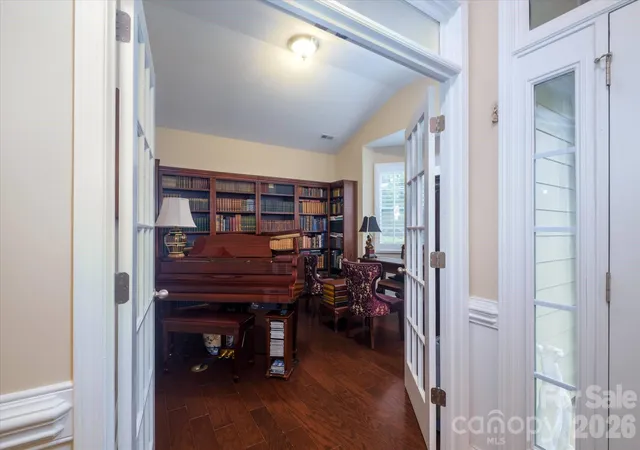 Photo 3 of Single family home for sale at 4804 Star Hl Ln, Charlotte, NC 28214 | MLS# 4403780 | Listing updated on 2026-09-02