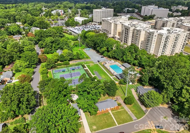 Photo 1 of Single family home for sale at 4712 Fairheath Rd, Charlotte, NC 28210 | MLS# 4403783 | Listing updated on 2026-09-08