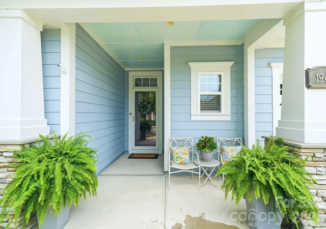 Photo 1 of Single family home for sale at 1941 Felts Pkwy, Fort Mill, SC 29715 | MLS# 4403790 | Listing updated on 2026-09-30