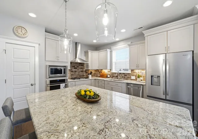 Photo 2 of Single family home for sale at 1941 Felts Pkwy, Fort Mill, SC 29715 | MLS# 4403790 | Listing updated on 2026-09-30