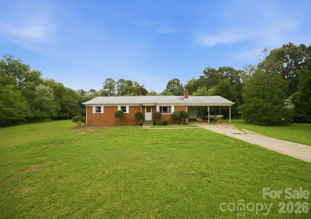 Photo 3 of Sale Pending at 144 Rockwell Loop, Mooresville, NC 28115 | MLS# 4403791 | Listing updated on 2026-08-10