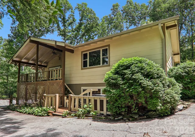 Single family home for sale at 3 Edelweiss Dr, Horse Shoe, NC 28742 | MLS# 4403799