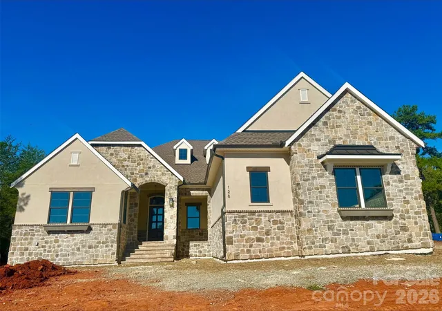 Photo 1 of Single family home for sale at 128 Willow View Loop #2, Davidson, NC 28036 | MLS# 4403823 | Listing updated on 2026-09-29