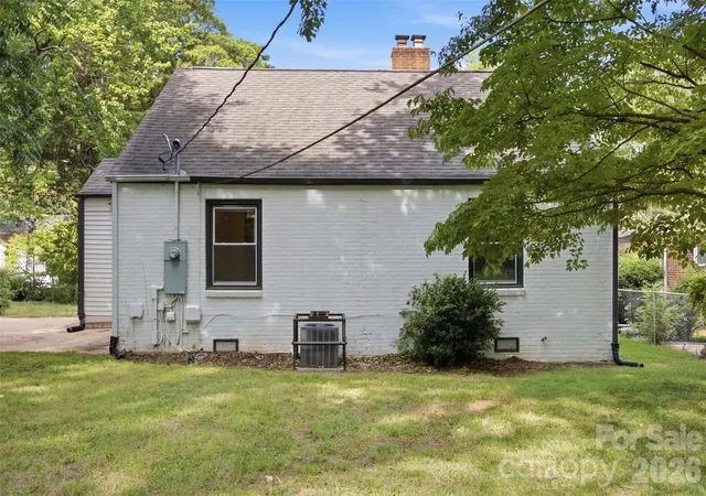 Photo 28 of Single family home for sale at 2516 Elon St, Charlotte, NC 28208 | MLS# 4403824 | Listing updated on 2026-10-06