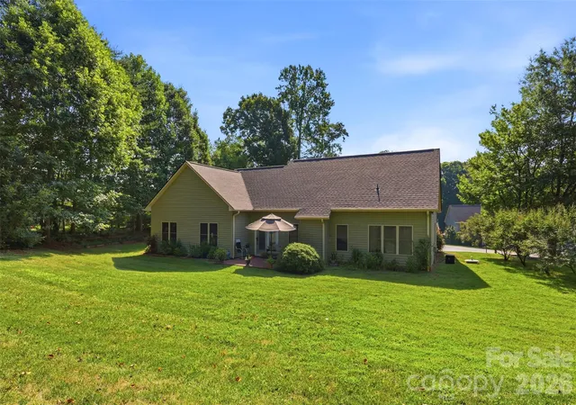 Photo 41 of Single family home for sale at 3809 Crk Ridge Dr, Denver, NC 28037 | MLS# 4403828 | Listing updated on 2026-10-08