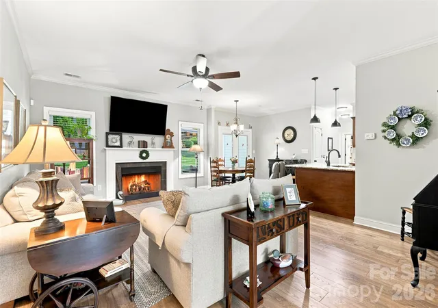 Photo 4 of Single family home for sale at 3809 Crk Ridge Dr, Denver, NC 28037 | MLS# 4403828 | Listing updated on 2026-10-08