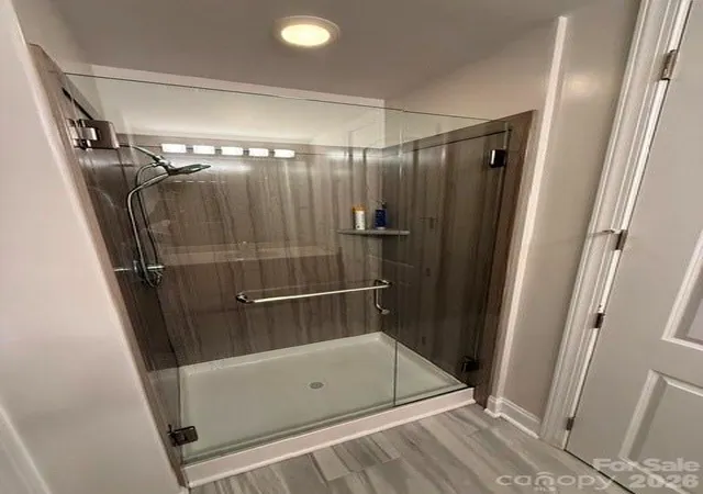 Listing Photo 5 - Condo for sale in building located at 4620 Piedmont Row Dr W, Charlotte, NC 28210 - Unit #402
