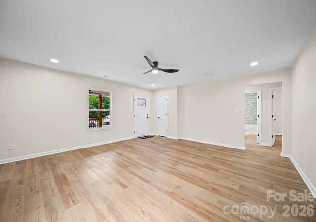 Photo 5 of Single family home for sale at 1135 Graham St, Chester, SC 29706 | MLS# 4403838 | Listing updated on 2026-08-28
