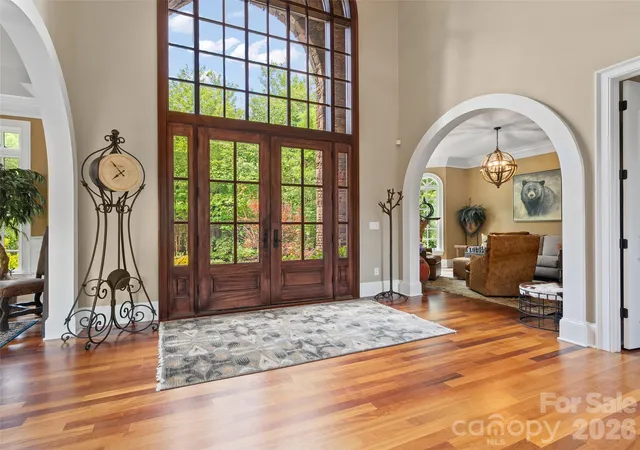 Photo 3 of Single family home for sale at 413 Barrington Dr, Asheville, NC 28803 | MLS# 4403842 | Listing updated on 2026-10-07