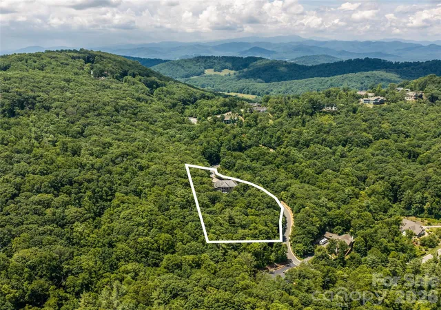 48th image of 413 Barrington Dr, Asheville, NC 28803 | MLS# 4403842