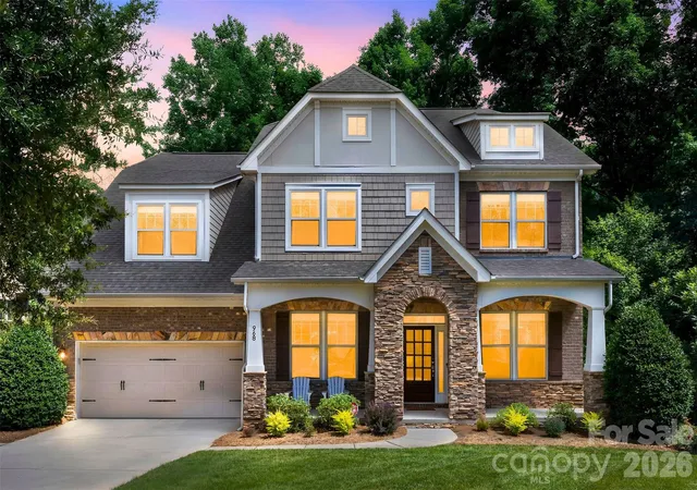 Photo 2 of Single family home for sale at 968 Rock Forest Way, Fort Mill, SC 29707 | MLS# 4403846 | Listing updated on 2026-09-20