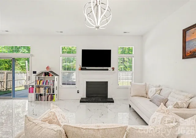 Photo 2 of Sale Pending at 12109 Landing Green Dr, Charlotte, NC 28277 | MLS# 4403847 | Listing updated on 2026-09-20