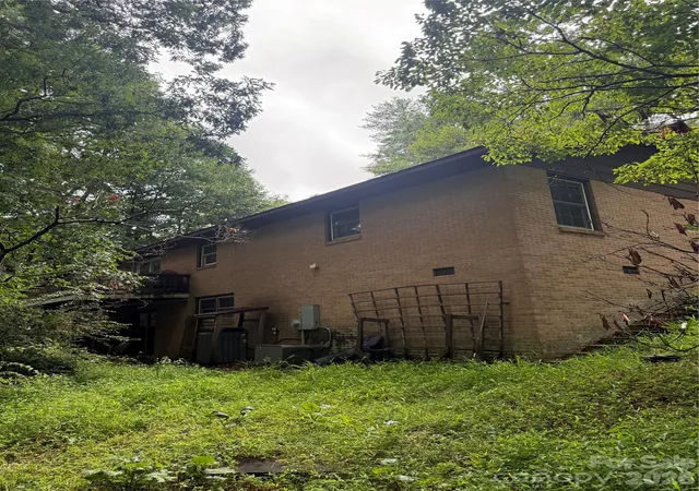 29th image of 118 Brightwater Hts Dr, Hendersonville, NC 28791 | MLS# 4403863