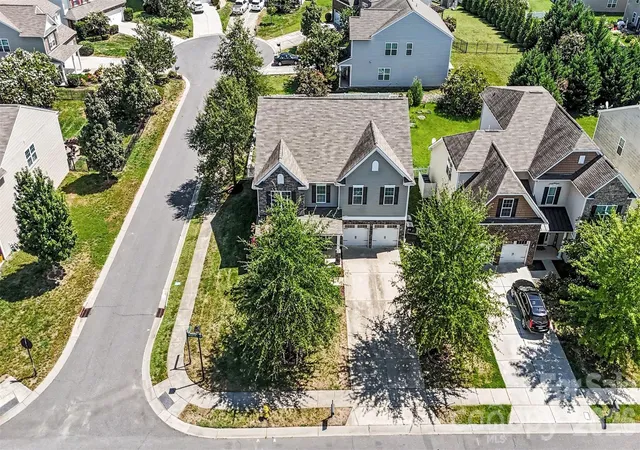 Photo 46 of Single family home for sale at 5810 Castlecove Rd, Charlotte, NC 28273 | MLS# 4403893 | Listing updated on 2026-09-06