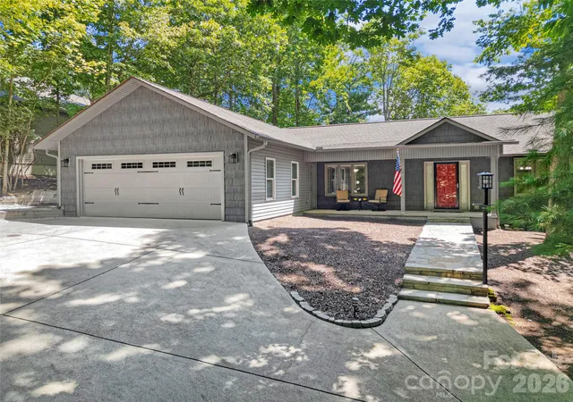Photo 5 of Single family home for sale at 222 Sedi Ln, Brevard, NC 28712 | MLS# 4403900 | Listing updated on 2026-07-22