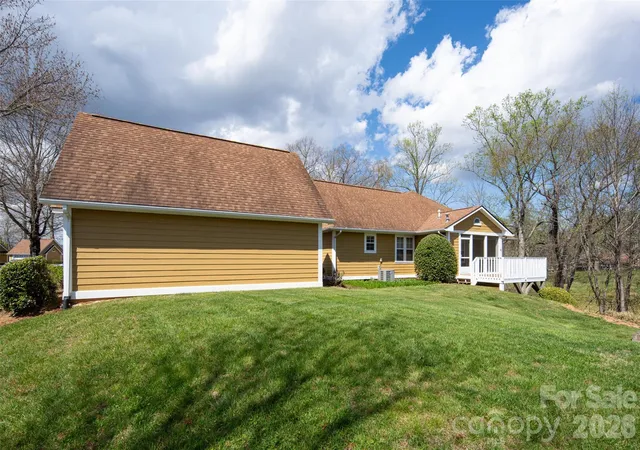 4th image of 803 Woodlea Ct, Asheville, NC 28806 | MLS# 4403902