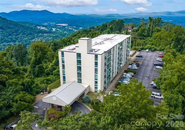 2nd image of 647 Town Mountain Rd, Asheville, NC 28804