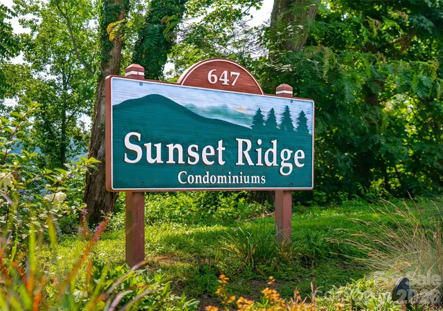 5th image of 647 Town Mountain Rd, Asheville, NC 28804