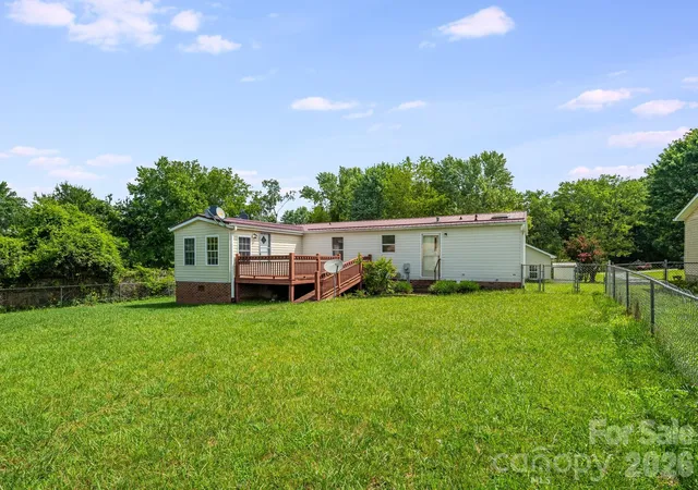 31st image of 505 Crescent Wy, Horse Shoe, NC 28742 | MLS# 4403929