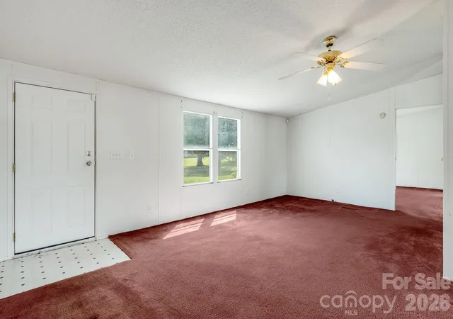 5th image of 505 Crescent Wy, Horse Shoe, NC 28742 | MLS# 4403929