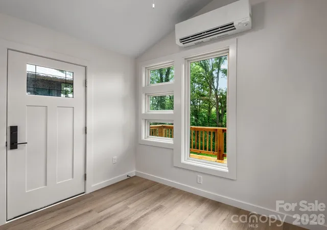 3rd image of 30 Pine Rd, Asheville, NC 28805 | MLS# 4403930