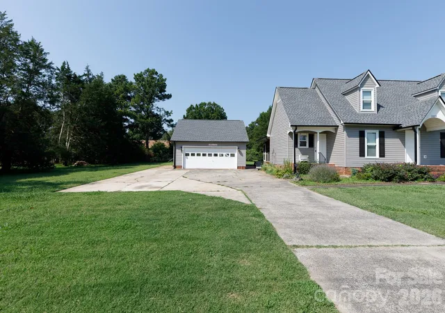 2nd image of 2213 Eastview Rd, Rock Hill, SC 29732 | MLS# 4403945