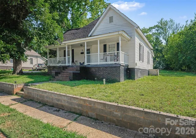 Photo 2 of Single family home for sale at 312 Vance Ave, Salisbury, NC 28144 | MLS# 4403955 | Listing updated on 2026-07-17