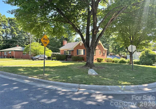 Photo 1 of Single family home for sale at 600 W Cama St #8, Charlotte, NC 28217 | MLS# 4403956 | Listing updated on 2026-08-24