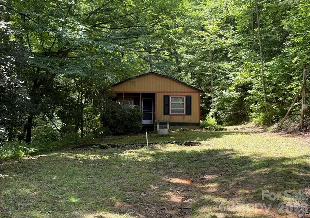 Photo 1 of Single family home for sale at 181 Lyman Ln, Rosman, NC 28772 | MLS# 4403958 | Listing updated on 2026-08-26