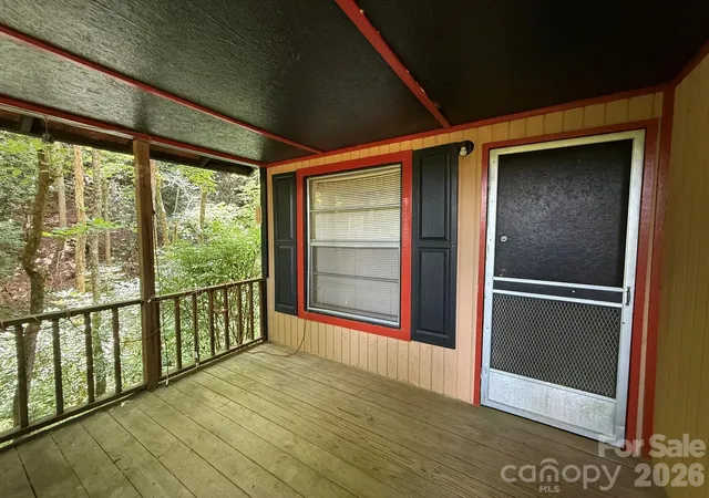 Photo 2 of Single family home for sale at 181 Lyman Ln, Rosman, NC 28772 | MLS# 4403958 | Listing updated on 2026-08-26