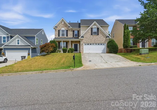 Photo 1 of Single family home for sale at 182 Wedge View Way, Statesville, NC 28677 | MLS# 4403962 | Listing updated on 2026-09-30