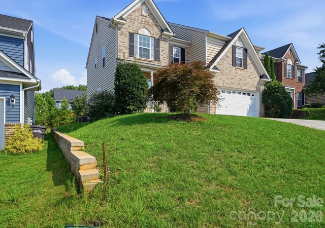 Photo 3 of Single family home for sale at 182 Wedge View Way, Statesville, NC 28677 | MLS# 4403962 | Listing updated on 2026-09-30