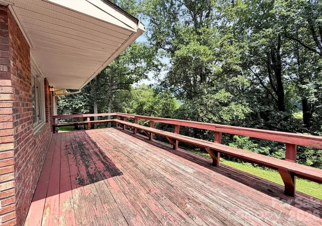 Photo 3 of Single family home for sale at 101 Cactus Loop, Sylva, NC 28779 | MLS# 4403966 | Listing updated on 2026-09-04