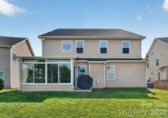 Photo 2 of Single family home for sale at 5909 Langwell Ln, Charlotte, NC 28278 | MLS# 4404006 | Listing updated on 2026-08-13